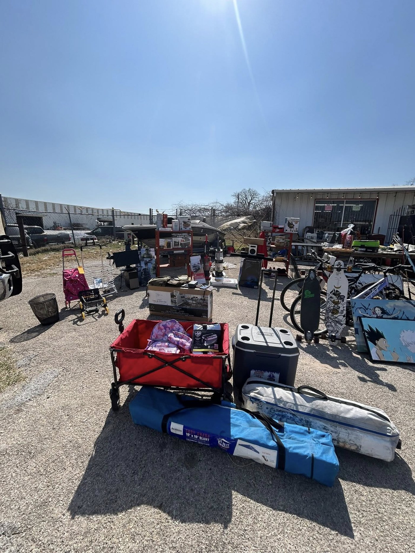 Outdoor sale area with resale items